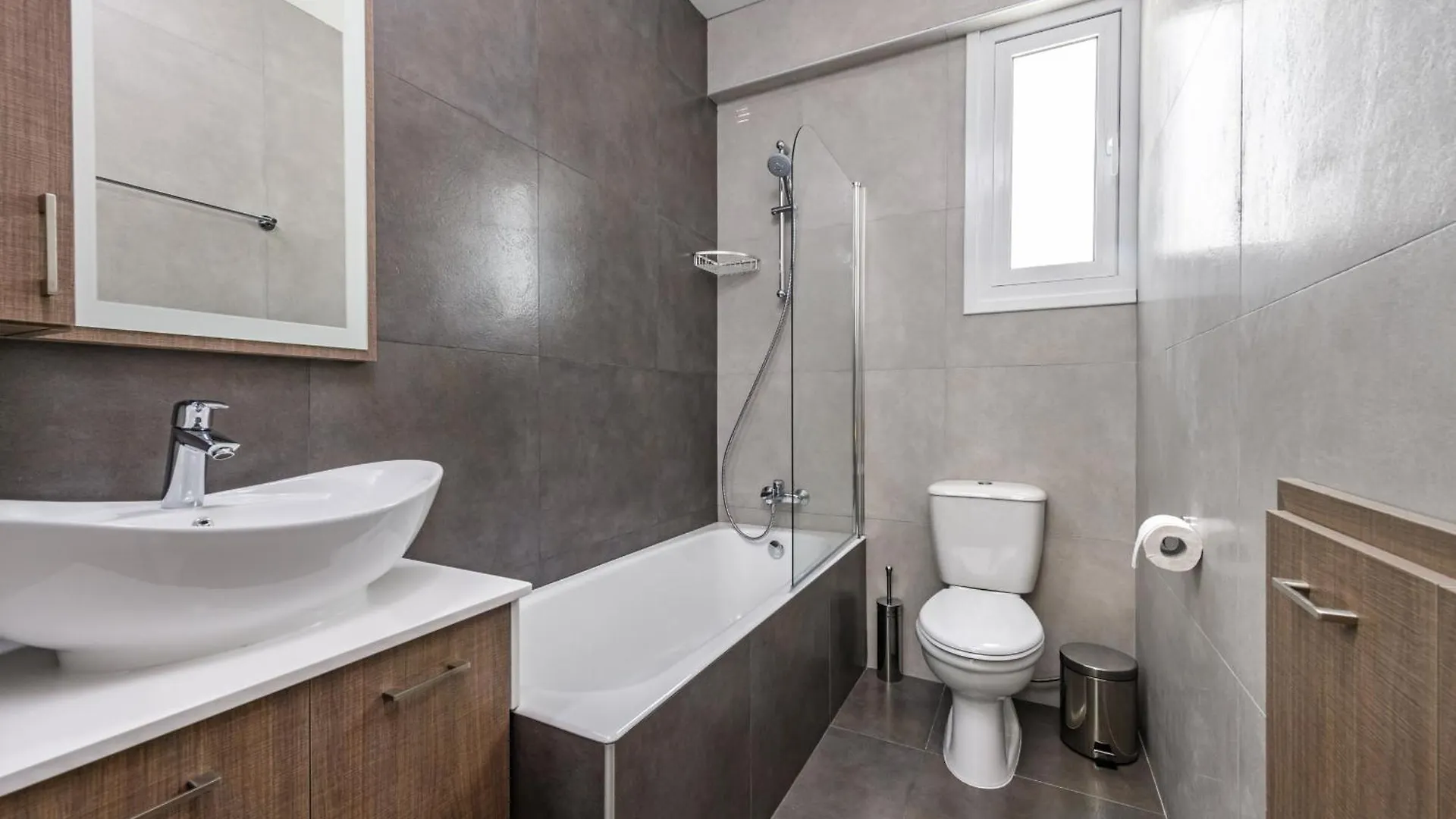 פרוטאראס Green Bay Villa #17